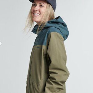 TREW Women's Astoria two-tone Shell Jacket Green